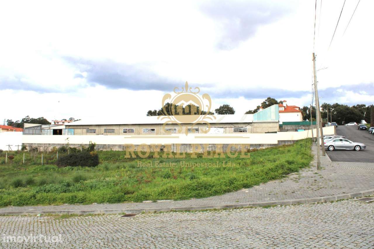 Lote para construção em Paços de Brandão - Grande imagem: 2/12