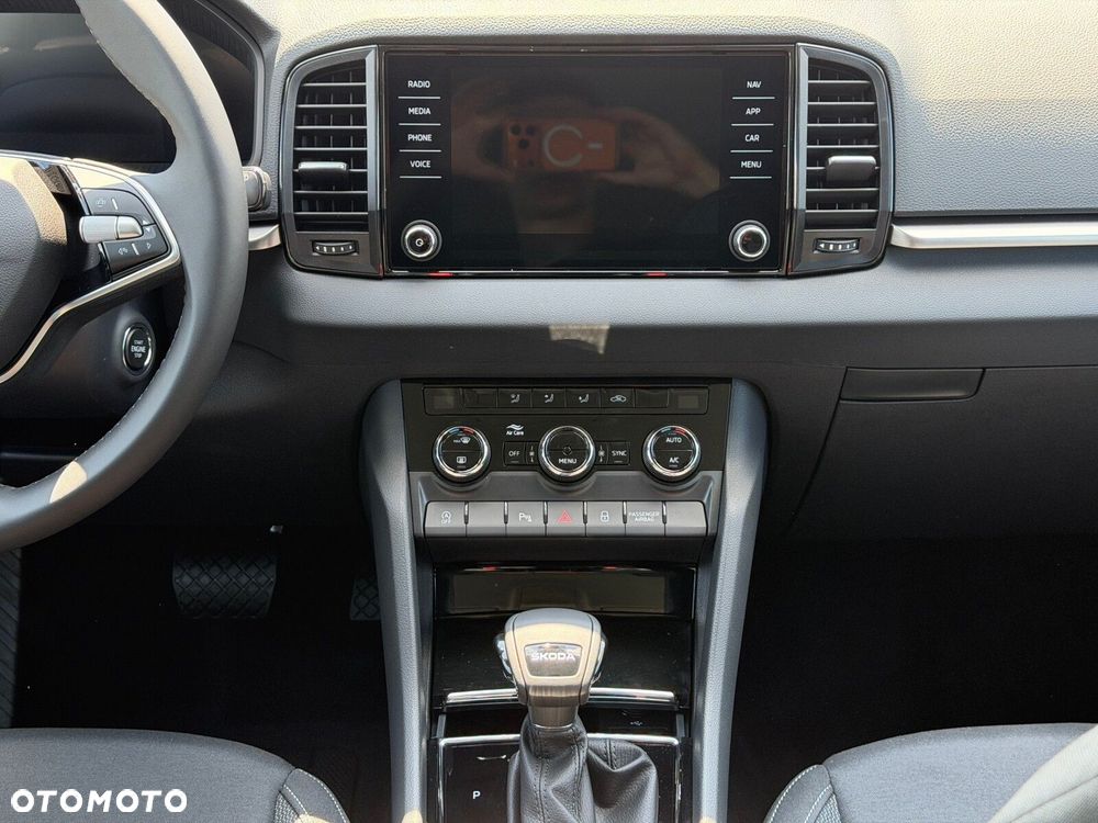 Skoda Karoq 1.5 TSI ACT Selection DSG - 13