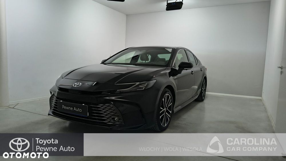 Toyota Camry - 2