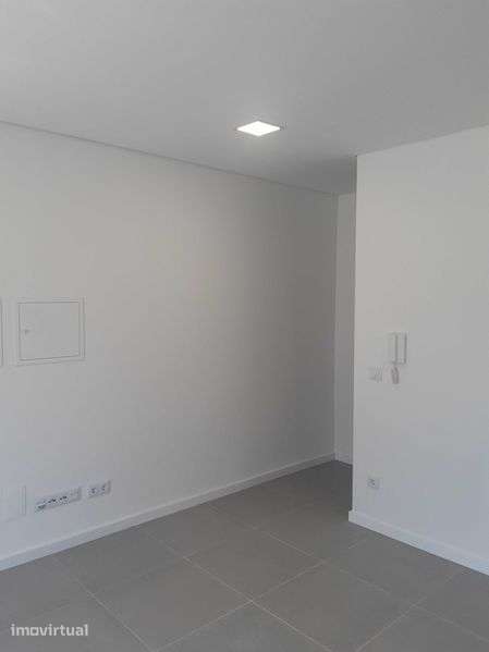 Excelente Apartamento T1 Figueiró ( Paços de Ferreira ) - Grande imagem: 5/10