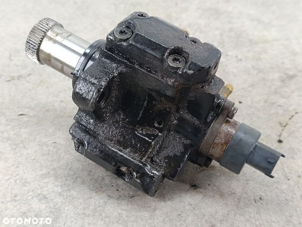 POMPA WTRYSKOWA FIAT DUCATO II FL 0281002500  BOSCH 2.8 JTD - 8