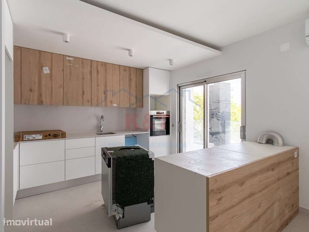 Apartamento T3 Novo nos Jardins do Amparo em Portimão - Grande imagem: 3/20