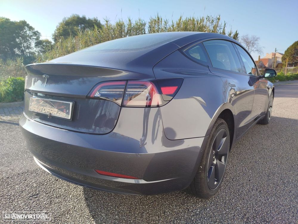 Tesla Model 3 Tração Traseira Premium - 30