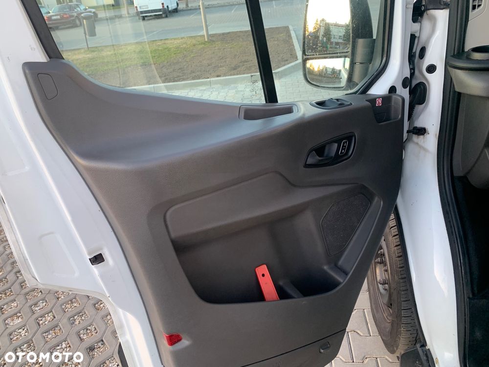 Ford Transit - 8