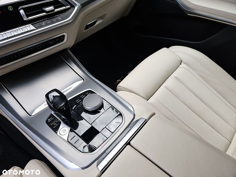 BMW X5 - 19