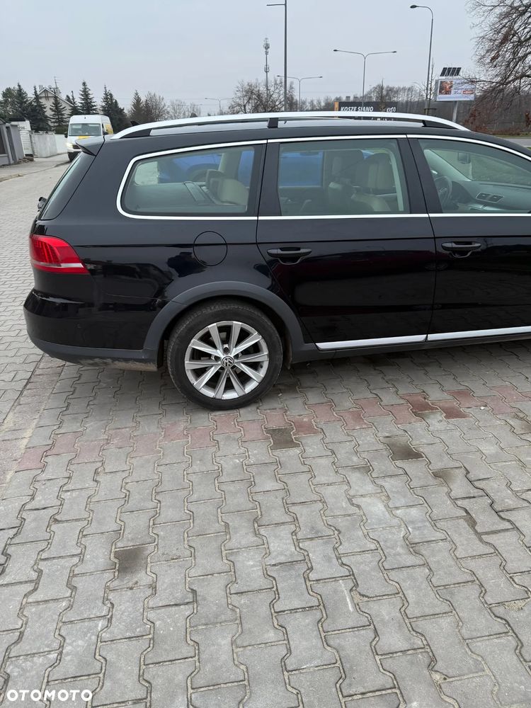 Volkswagen Passat Alltrack 2.0 TDI 4Motion DSG BlueMotion Tec - 5