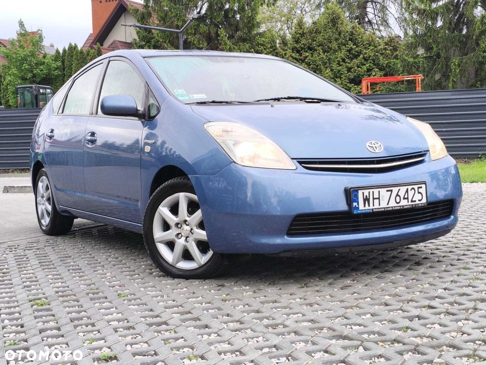Toyota Prius - 1