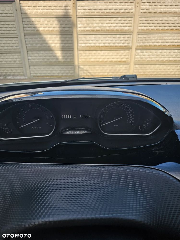 Peugeot 2008 1.2 Pure Tech Access - 9
