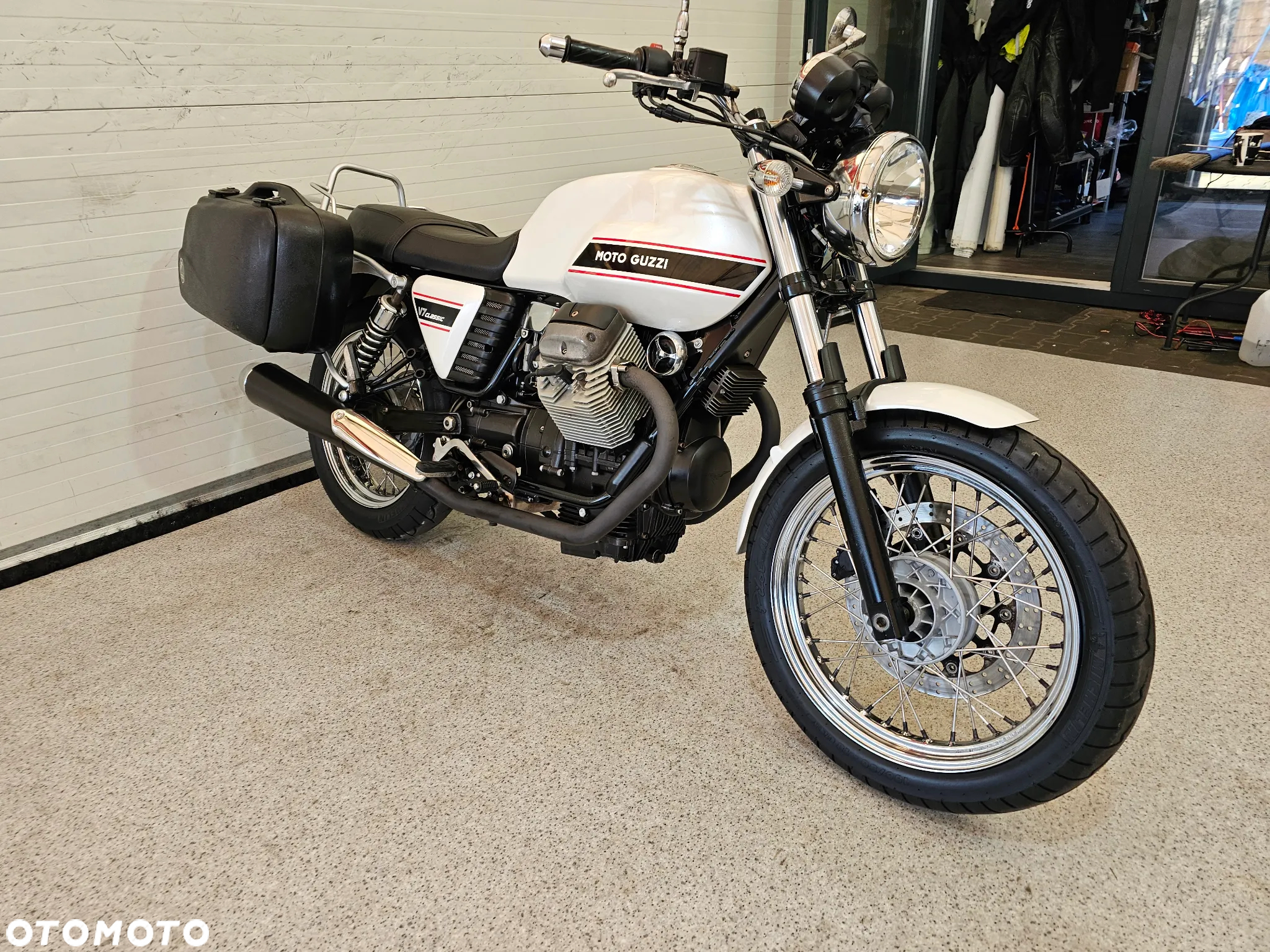 Moto Guzzi V7 - 2