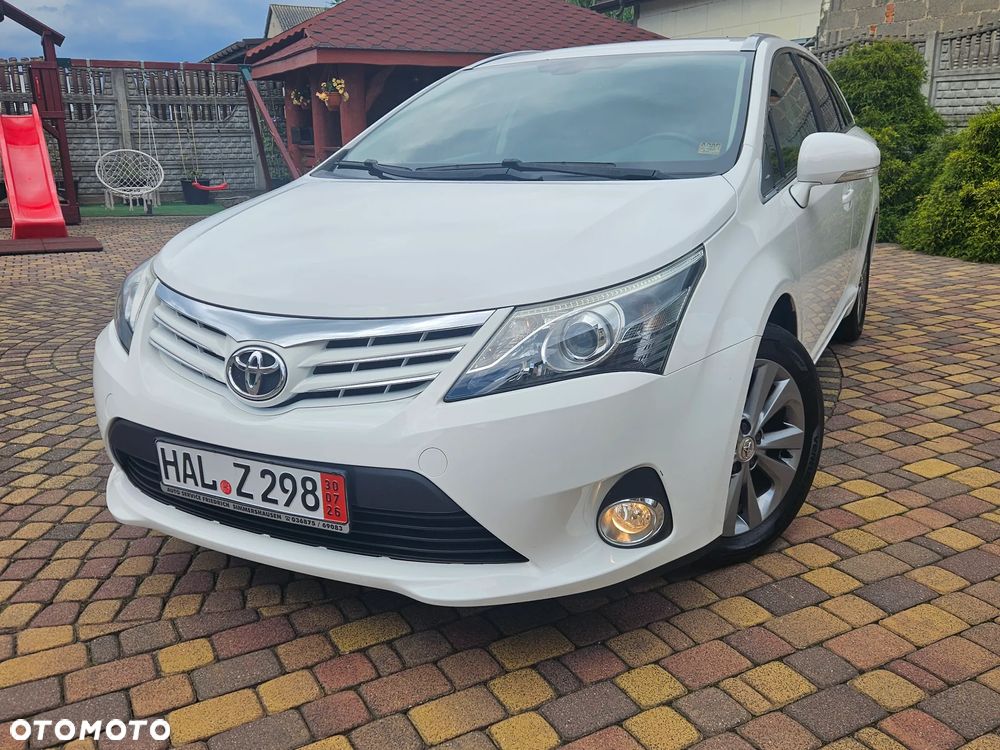 Toyota Avensis Touring Sports 1.8 Edition S+ - 2
