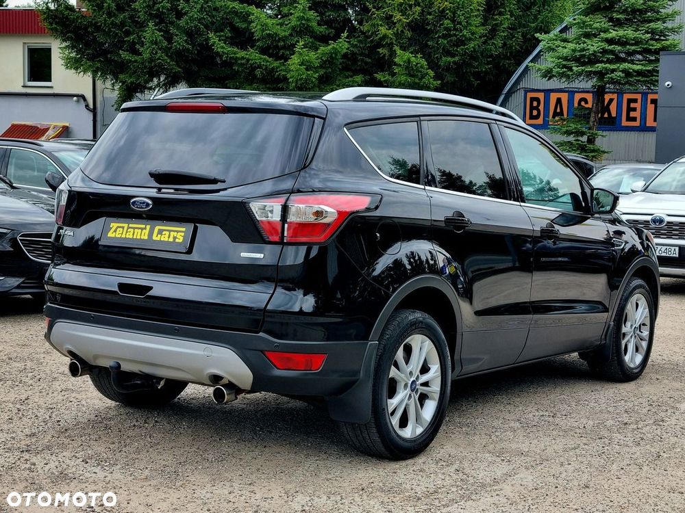 Ford Kuga 1.5 EcoBoost 2x4 Titanium - 5
