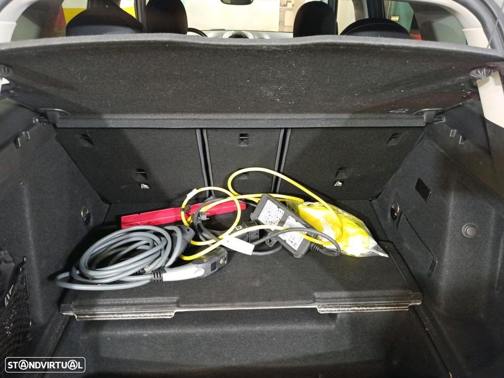 MINI Countryman Cooper SE Premium Essential Auto - 12