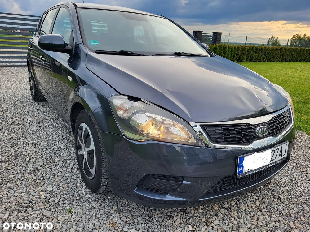 Kia Ceed 1.4 Comfort + - 8