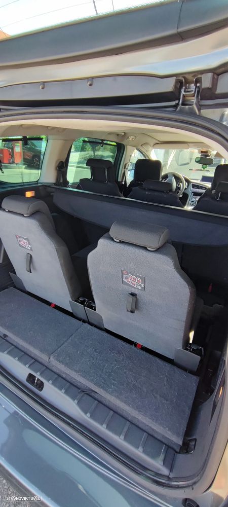 Peugeot 5008 1.6 HDi Executive CMP6 - 15