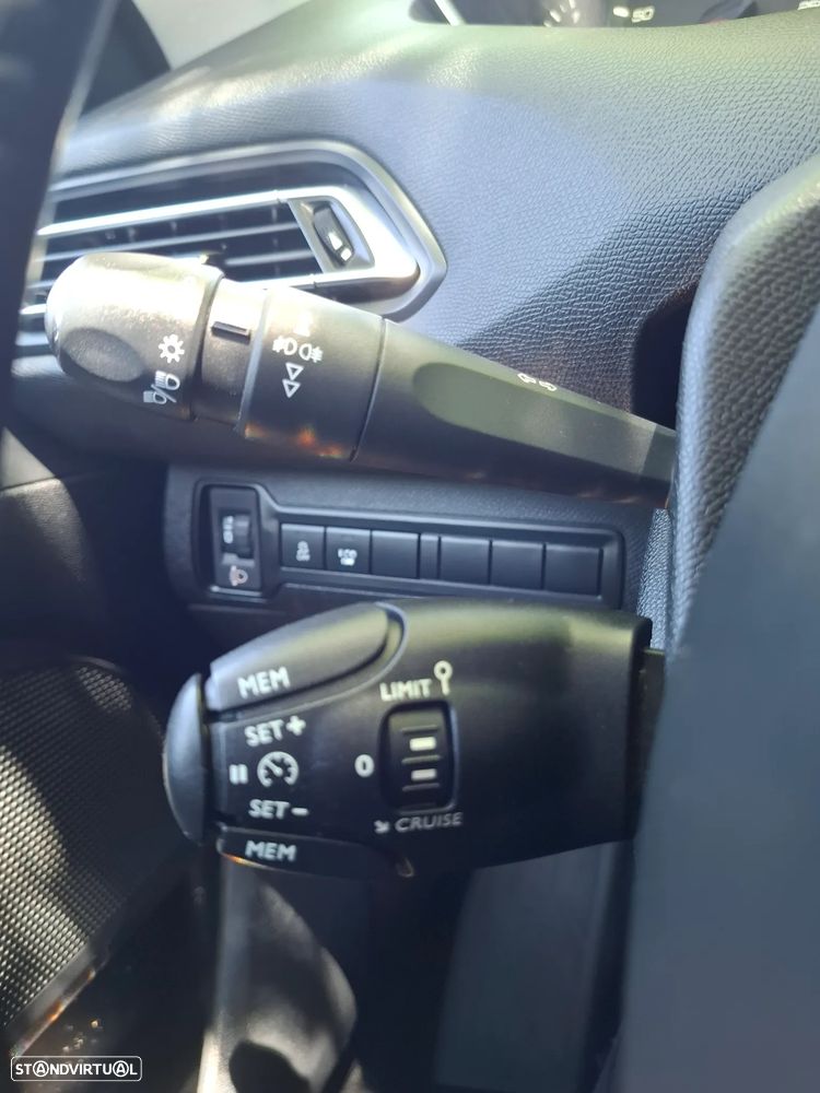 Peugeot 308 SW 1.6 BlueHDi Allure J17 - 10