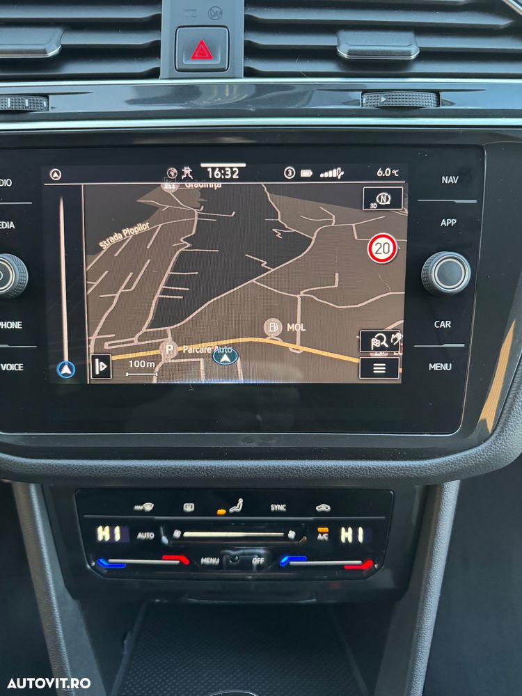 Volkswagen Tiguan 2.0 TDI SCR DSG R-Line - 34