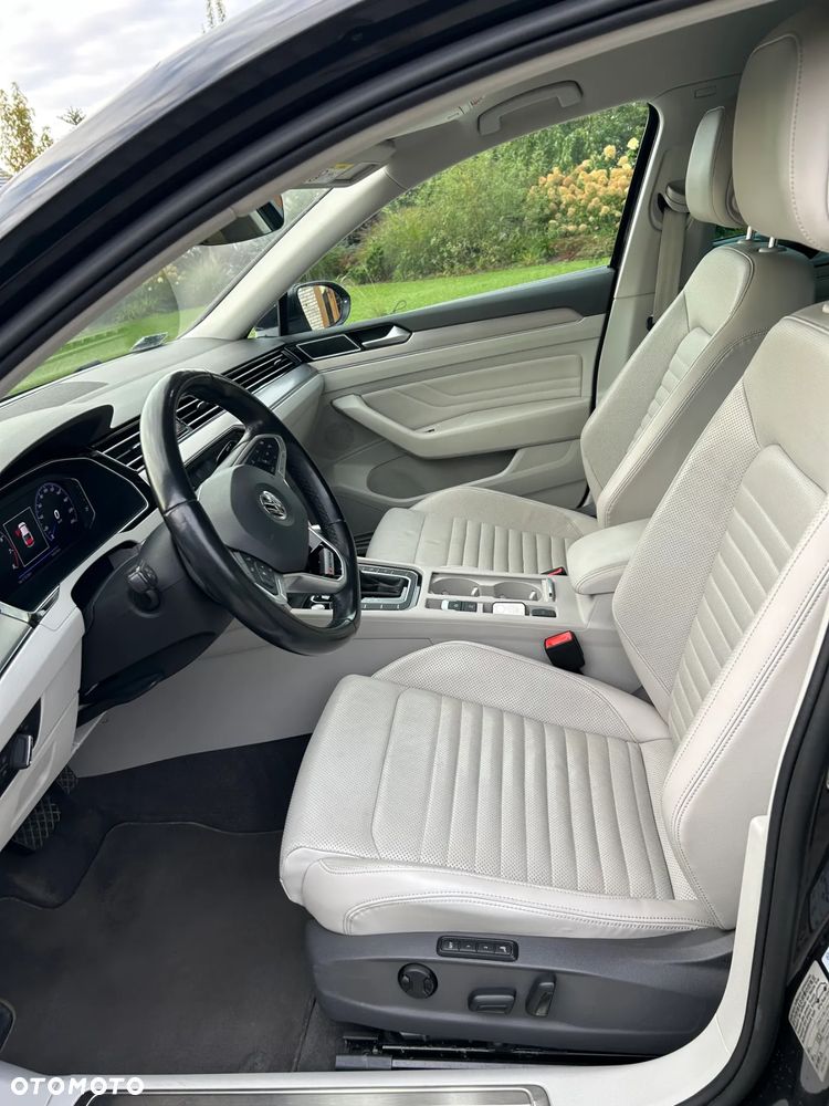 Volkswagen Passat 2.0 TSI 4Mot Elegance DSG - 14