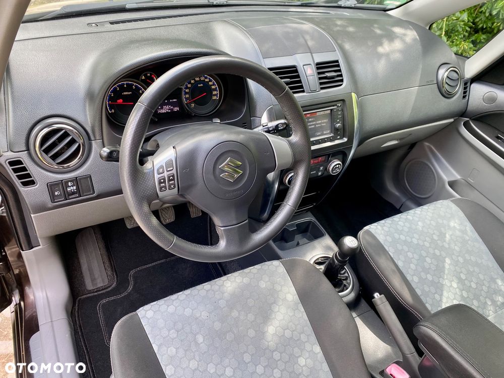 Suzuki SX4 1.6 VVT Streetline 4x2 Club - 15