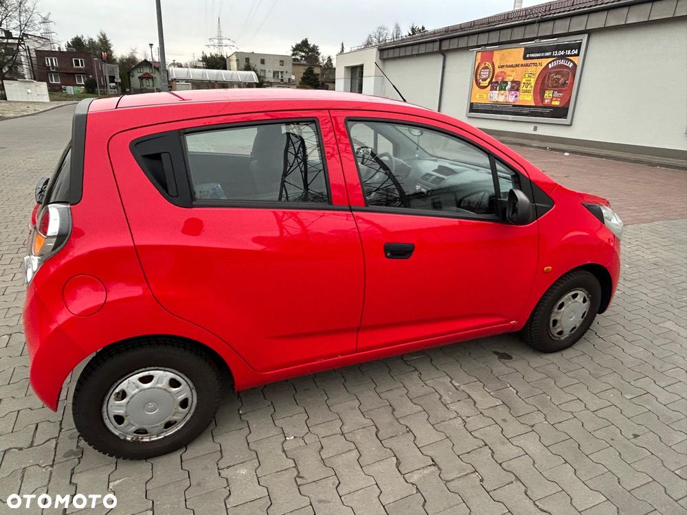 Chevrolet Spark 1.0 Base - 8