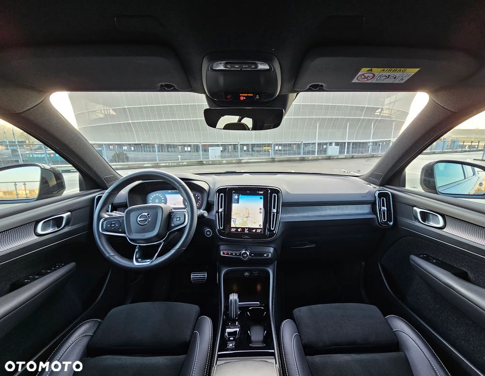 Volvo XC 40 B4 B R-Design - 17