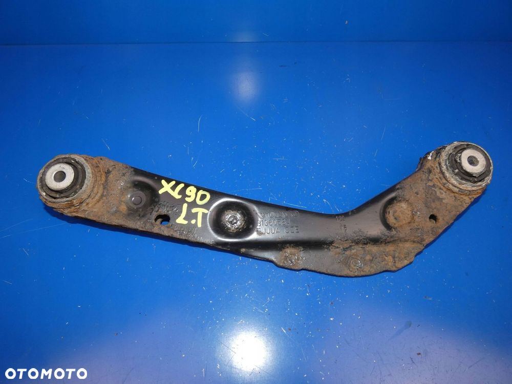 VOLVO XC90 II WAHACZ LEWY TYŁ TYLNY - 1