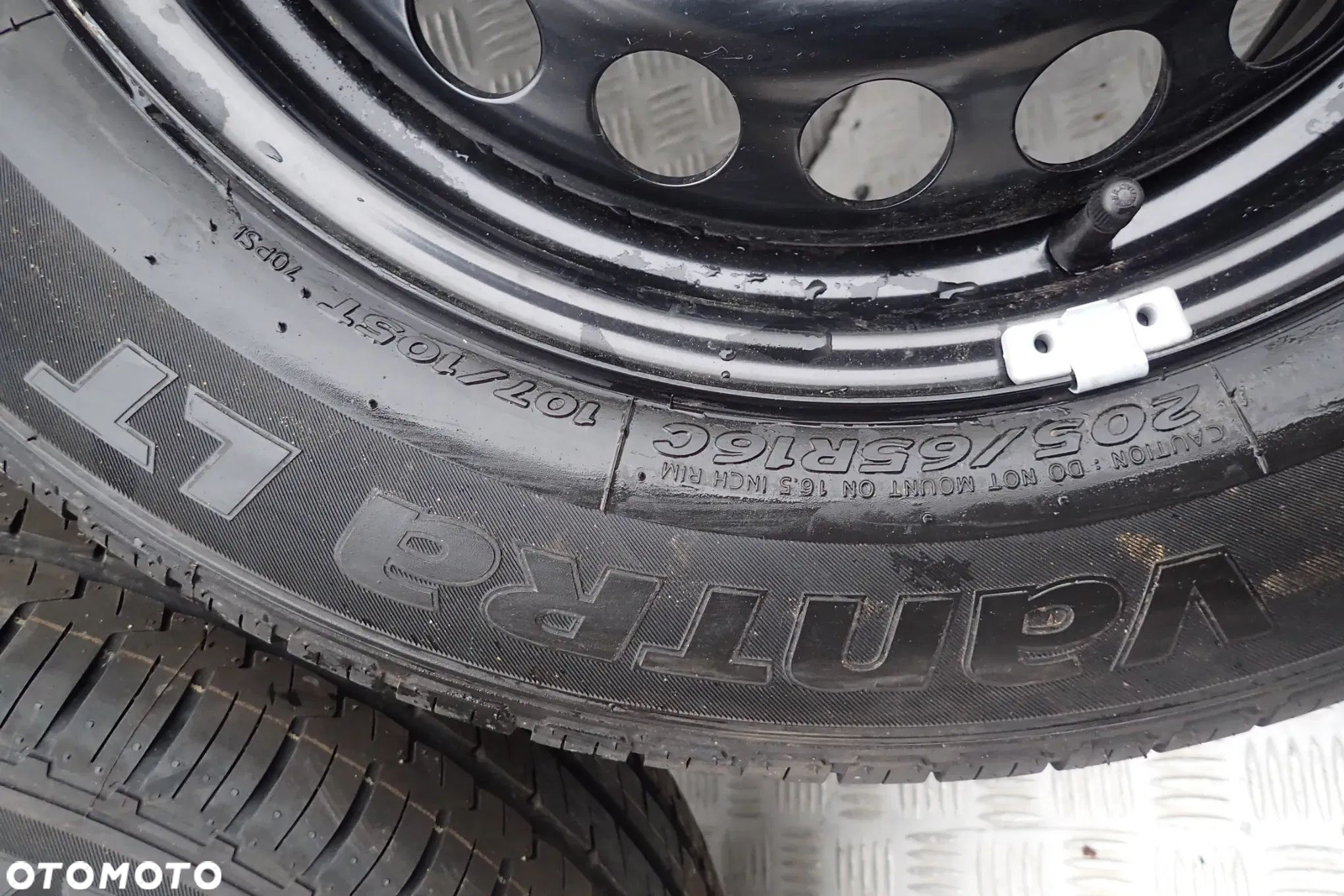 KOŁA FELGI STALOWE VW T5 T6 6,5JX16 ET 51 5X120 7LA601027 Z OPONAMI HANKOOK LATO 205/65/16C 4X8MM 2024ROK KOMPLET - 5