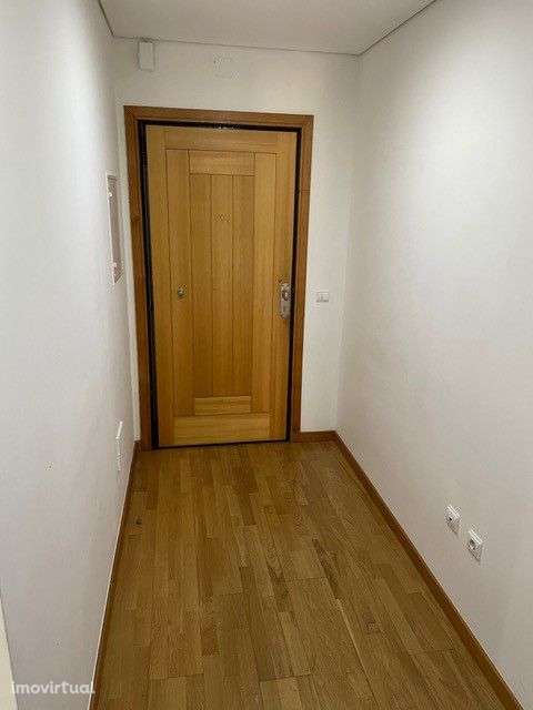 T2 no centro da Trofa - Grande imagem: 2/13
