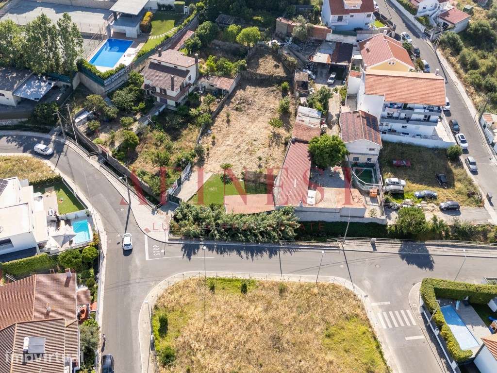 TERRENO URBANO PREMIUM EM BICESSE PRIVACIDADE, SOL E ENORME POTENCI...