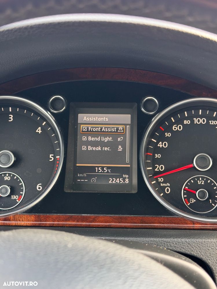 Volkswagen Passat 2.0 TDI BlueMotion Tehnology Highline DSG - 23