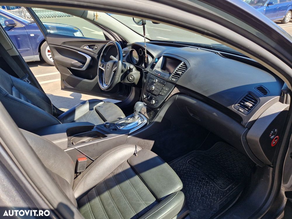 Opel Insignia - 10