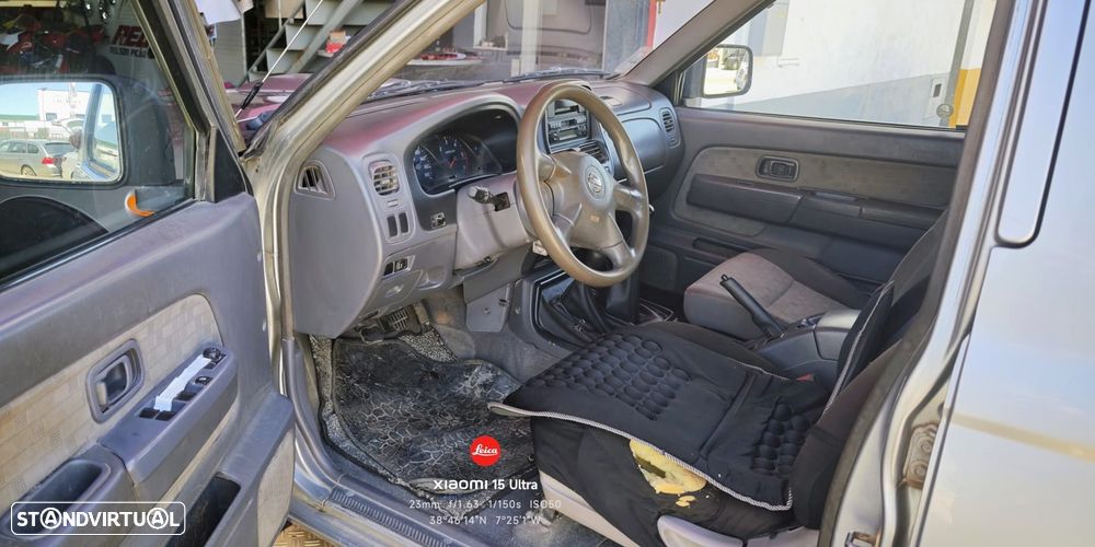Nissan Pick Up 2.5 TD CD - 8