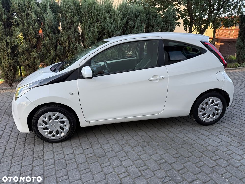 Toyota Aygo x-play - 29