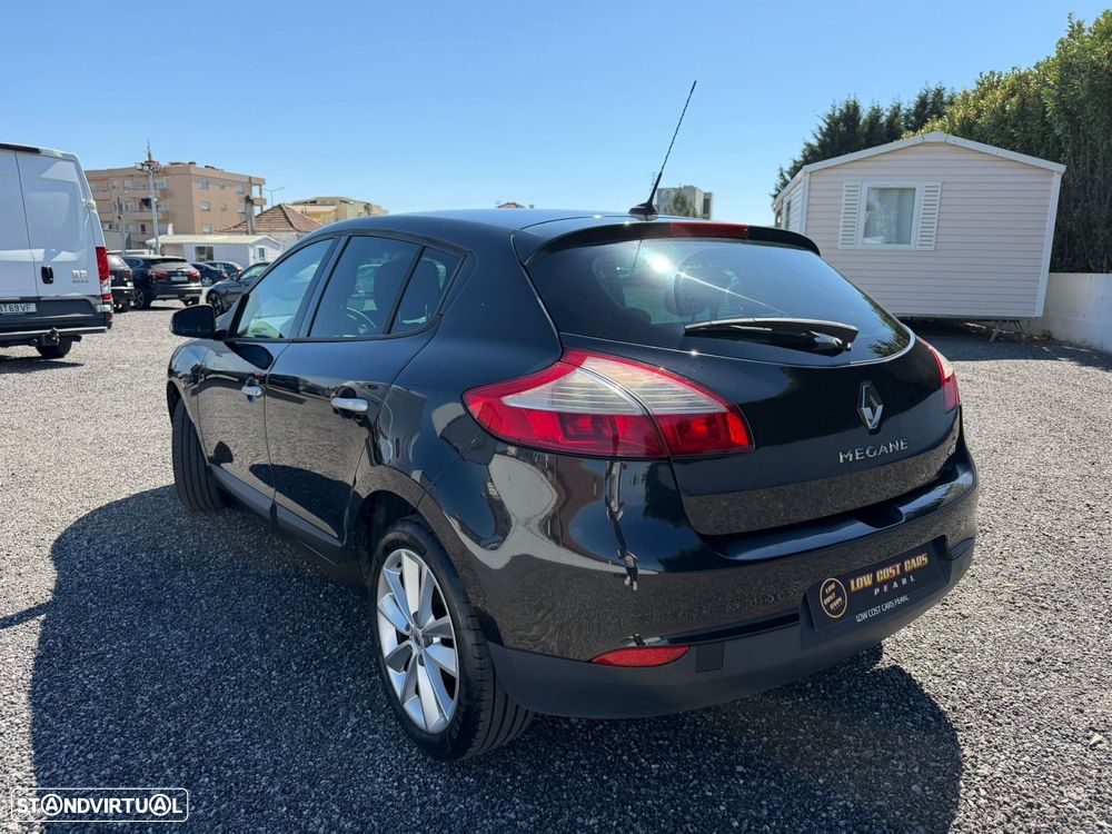 Renault Mégane 1.5 dCi Dynamique - 5