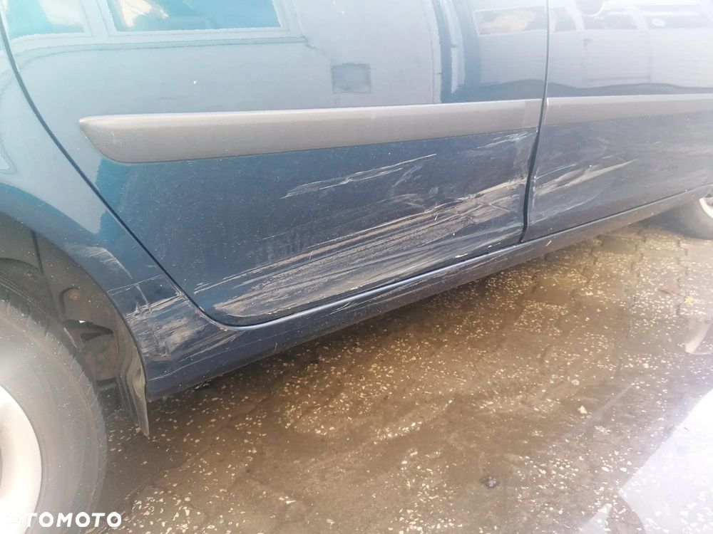 Skoda Roomster 1.2 TSI FAMILY - 5