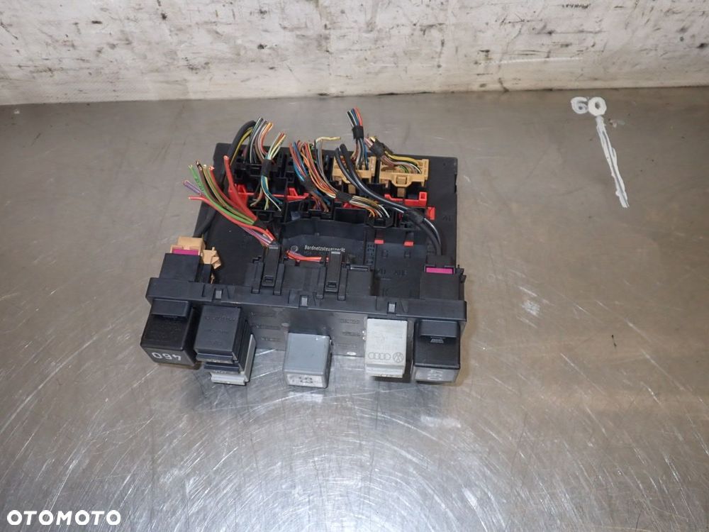 MODUŁ BORDNETZ VOLKSWAGEN CADDY 2.0 III 3C0937049AH - 4