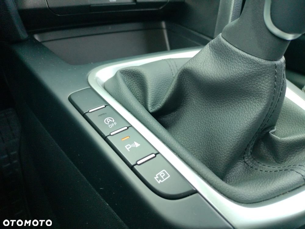 Kia Ceed 1.5 T-GDI M - 26