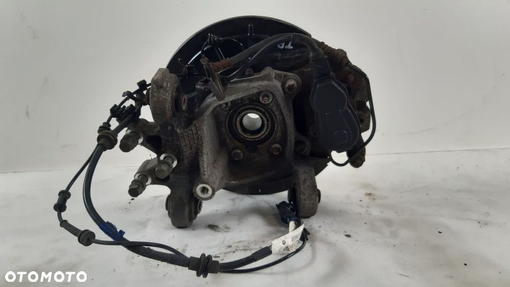 JEEP CHEROKEE KL 2.0 MTJ PIASTA ZWROTNICA PRAWA TYŁ 68196768AD - 6