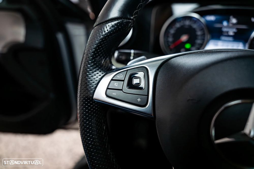 Mercedes-Benz E 220 d AMG Line - 56