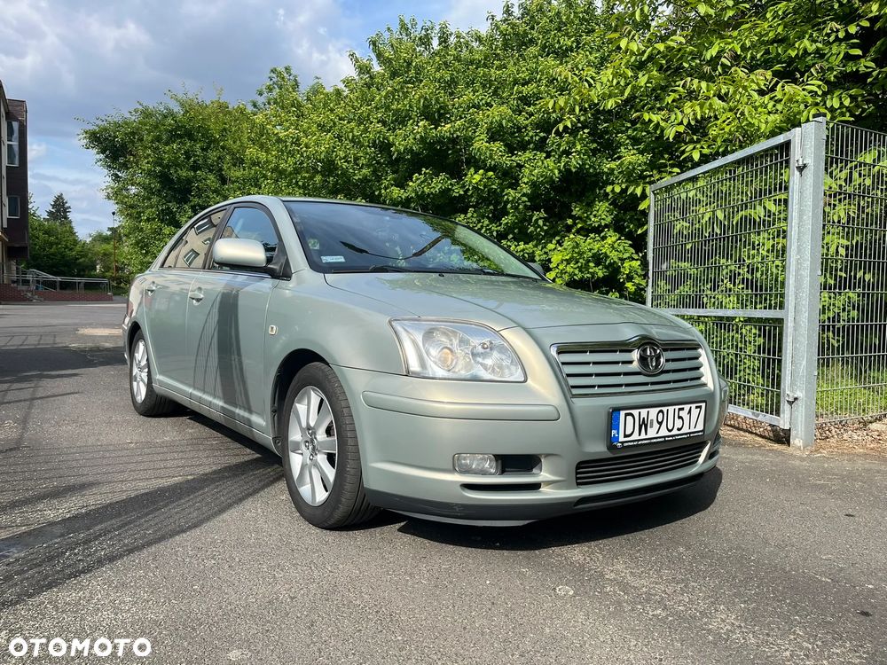 Toyota Avensis 1.8 VVT-i Sol - 10