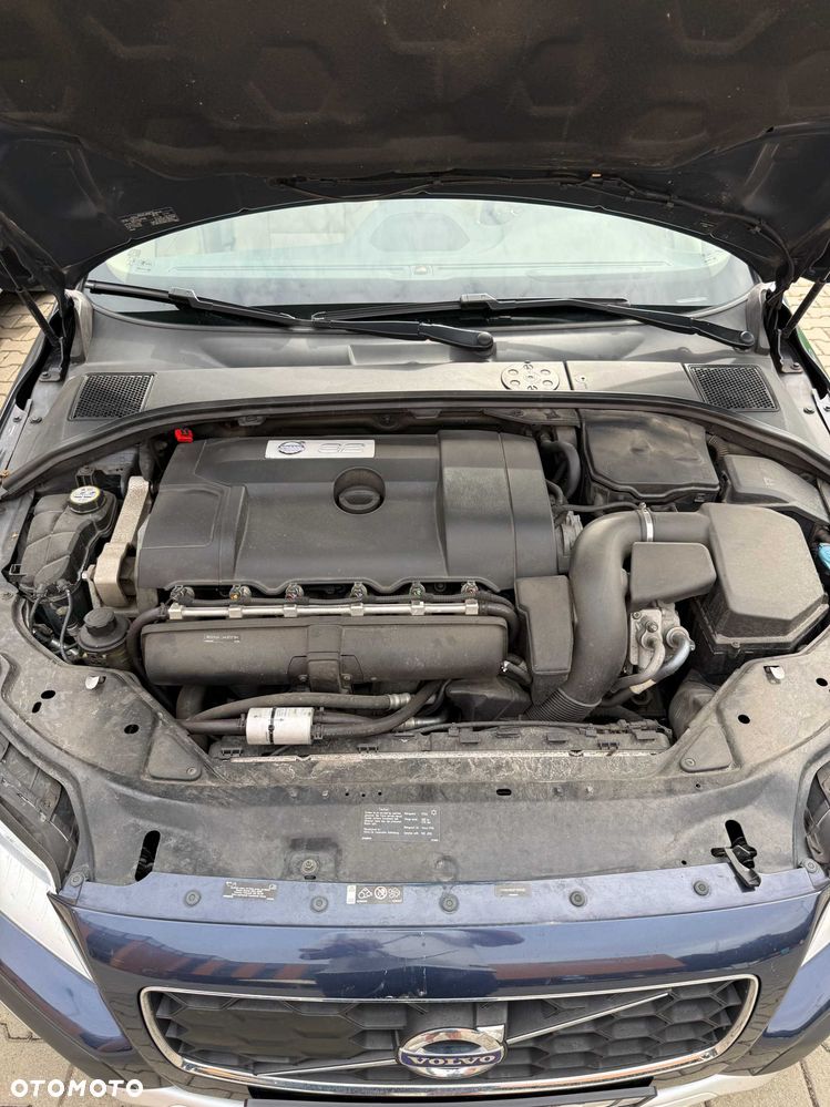 Volvo XC 70 - 8