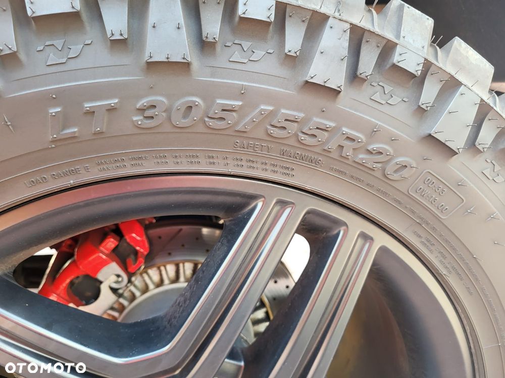 Mercedes-Benz Klasa G AMG 63 AMG SPEEDSHIFT 7G-TRONIC Edition 463 - 18