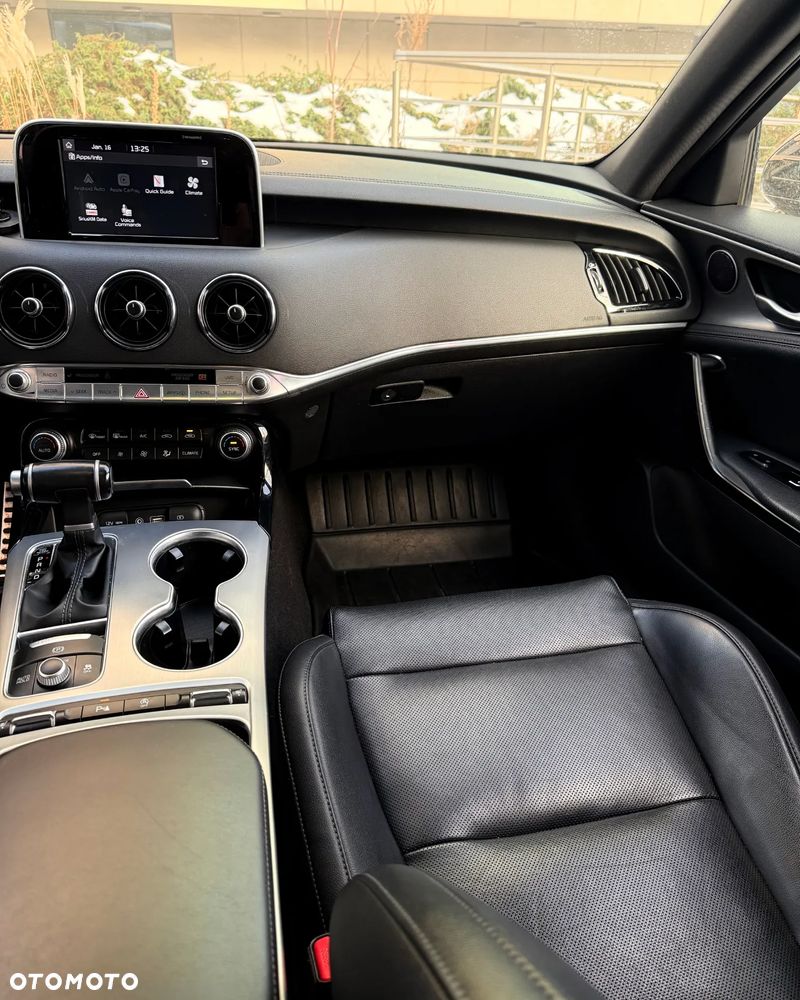 Kia Stinger 3.3 T-GDI V6 GT AWD - 21