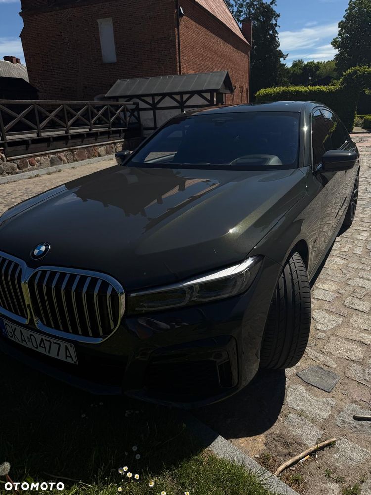 BMW Seria 7 750i xDrive - 28