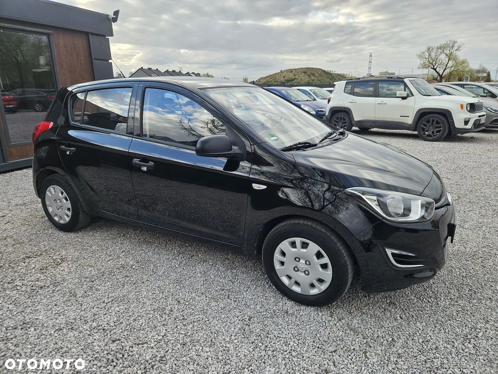 Hyundai i20 - 11