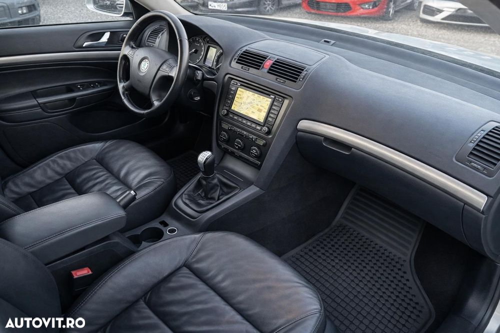 Skoda Octavia 2.0 TDI Ambiente 4x4 - 7