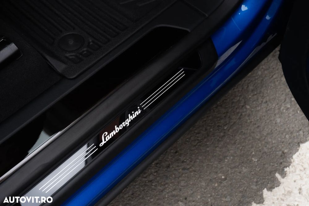 Lamborghini URUS - 33