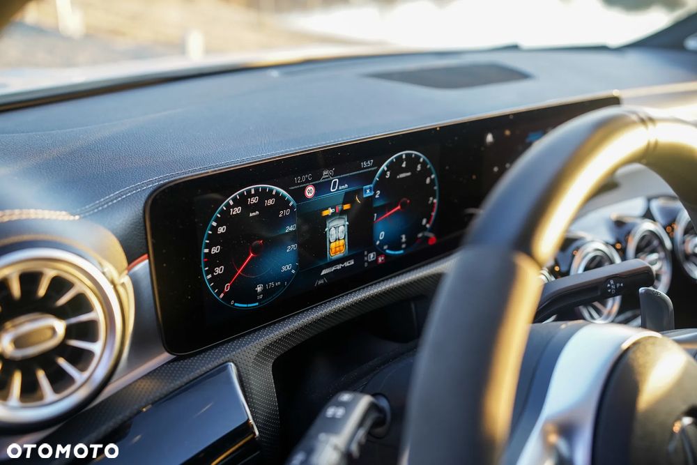 Mercedes-Benz CLA AMG 45 S 4-Matic 8G-DCT - 8