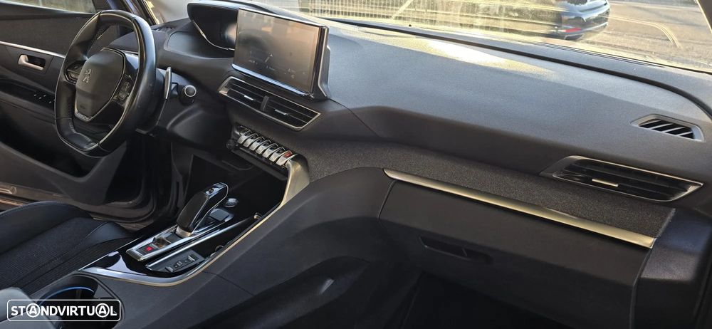 Peugeot 3008 Plug-In Hybrid 225 e-EAT8 Allure Pack - 55