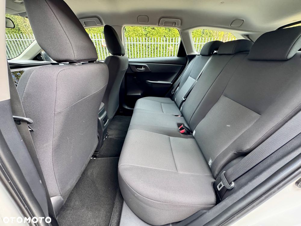 Toyota Auris 1.6 Active - 24