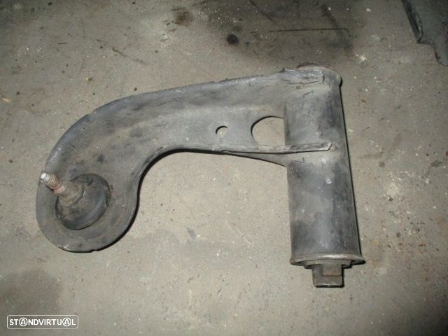 Braço Suspensão A2103308707 MERCEDES W210 1999 SUP FRE - 1